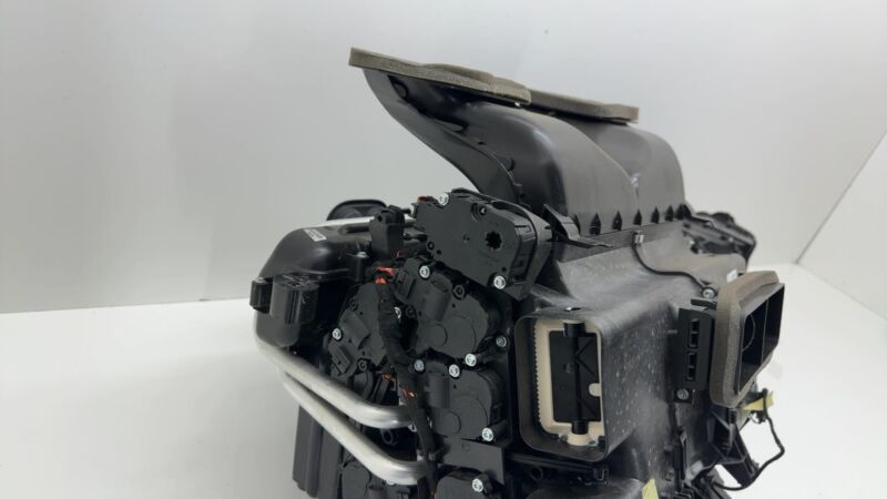 16477503 ⭕ 2019-2024 Porsche Cayenne Heater Blower Motor Housing Box Assembly 4K1820001AB