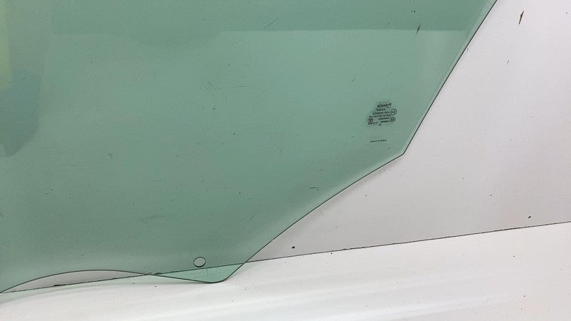 E4 43R-000055 ⭕ 2021 2022 2023 Polestar 2 Front Passenger Side Door Window Glass Right RH OEM
