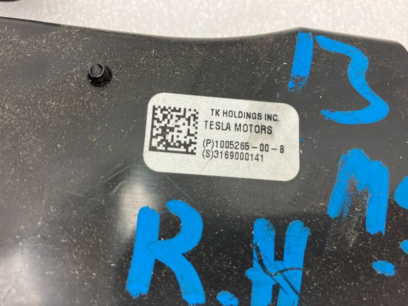 100526500B ⭕ 12-15 Model S Front Right Seat Belt Outboard Lap Pre-Tensioner RH 1005265-00-B