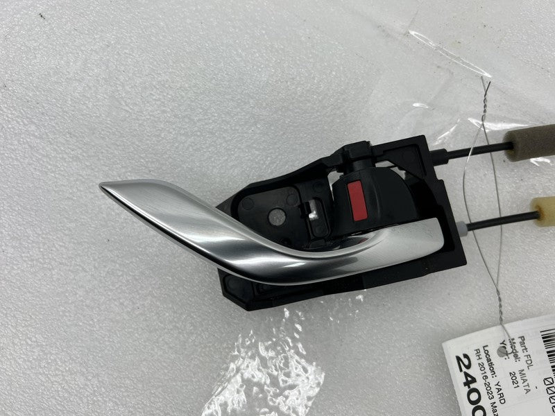 KD53-T8314 2016-2023 Mazda MX-5 Miata Passenger Side Door Latch Lock w/ Inner Handle Right