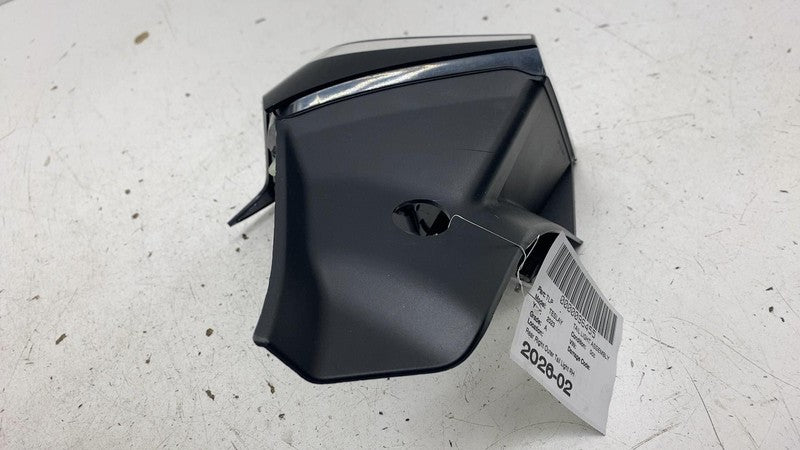 ⭕ 21-24 Model Y Rear Right Outer Exterior Taillight Tail Lamp 4-Pin 15