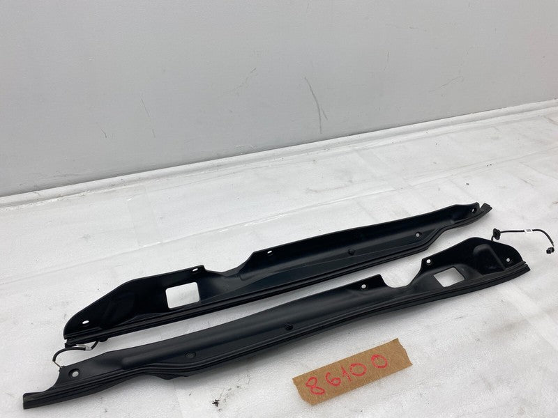 6007576 00 C ⭕ 12-23 Model S Rear Left & Right Tailgate Trunk Pinch Sensor Trim 6007576-00-C