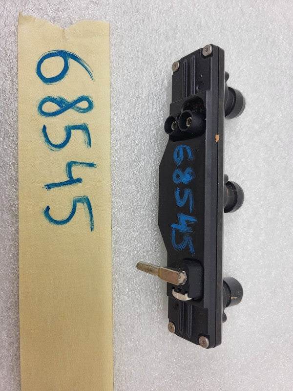 108953100C ⭕ 16-20 Model S Windshield Autopilot Forward Facing Triple Camera 1089531-00-C