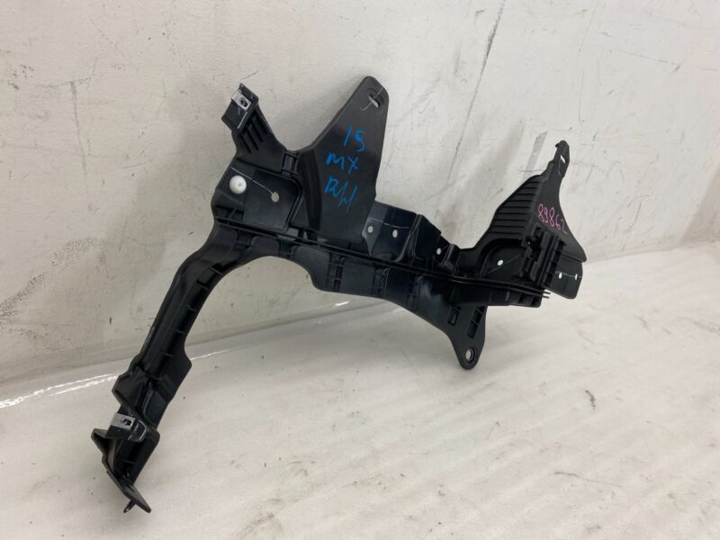 1080701 00 D ⭕ 16-20 Tesla Model X Rear C-Pillar Lower Trim Mount Bracket Left 1080701-00-D