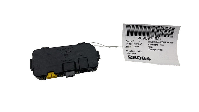 ⭕17-23 Tesla Model 3 Front Passenger Side Door Control Module Right 10