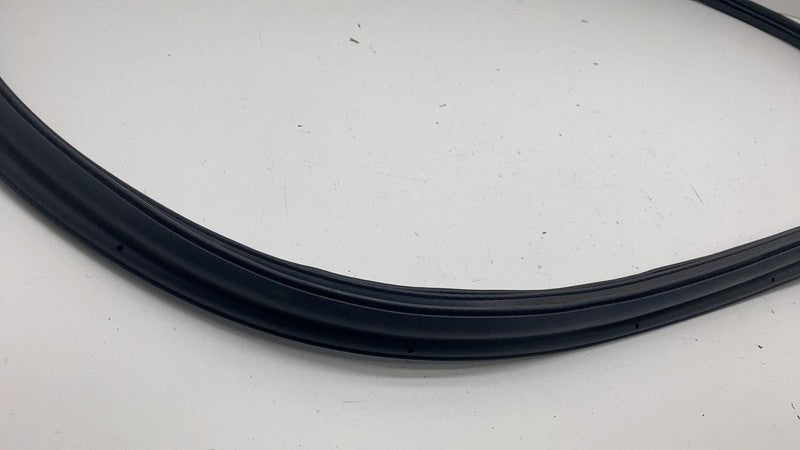 ⭕24-25 Model 3 Rear Trunk Liftgate Decklid Weatherstrip Rubber Seal 17