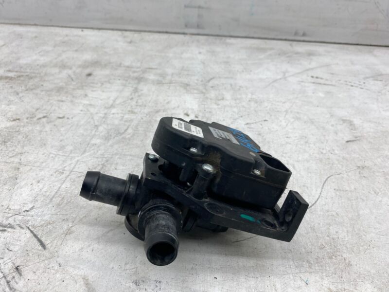 2012-2020 Tesla Model S Coolant Pump Cooling Valve Actuator 4-Way 6007370-00-B