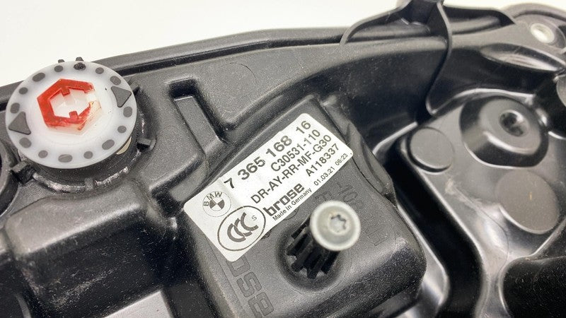 7365168 2018-2021 BMW 530e B46X Rear Passenger Side Door Panel Window Regulator Right RH