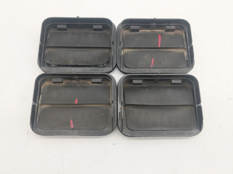 2F2A B280B62 AB ⭕ 12-20 Tesla Model S Rear Quarter Panel Rubber Flap Extractor Air Vent Grille
