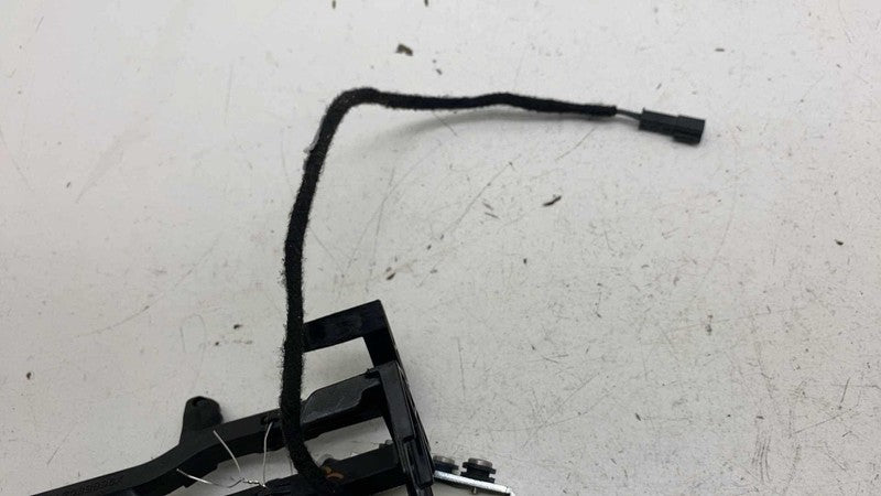 2089896 ⭕ 2017-2020 Tesla Model 3 Dashboard Passenger Side Glove Box Latch Right Assy