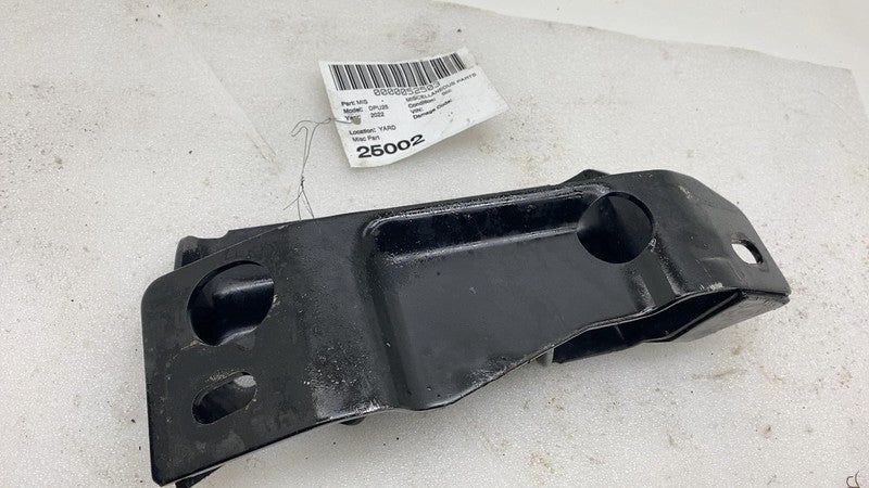 52121938AE 2019-2024 Ram 2500 3500 Transmission Support Mount Bracket Insulator 52121938AE
