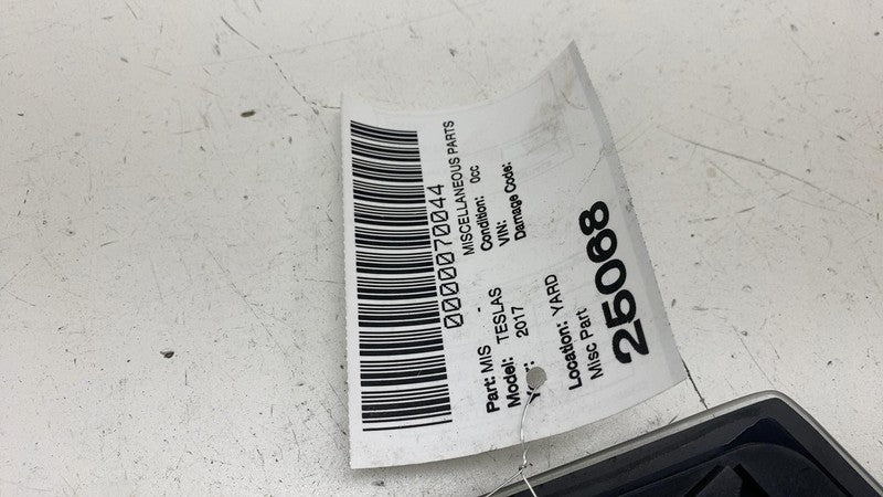 ⭕ 16-20 Tesla Model S Right B-Pillar Applique Glass Trim Molding RH 10