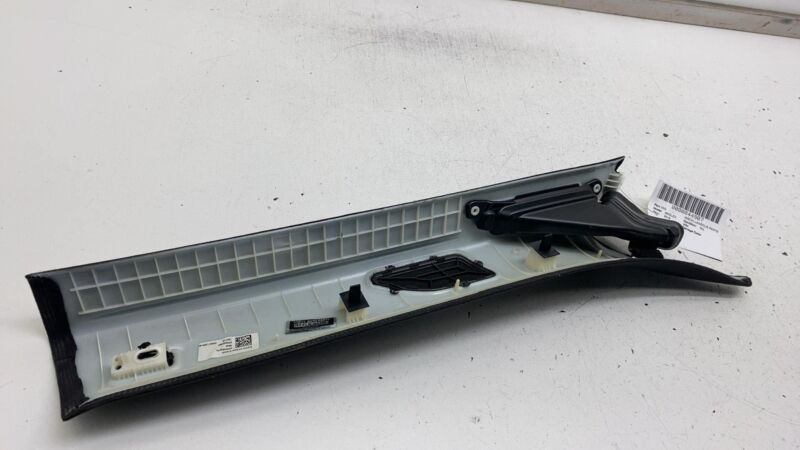 670040366 ⭕ 17-20 Levante Front Left Windshield A-Pillar Trim Cover Panel Black 670040366