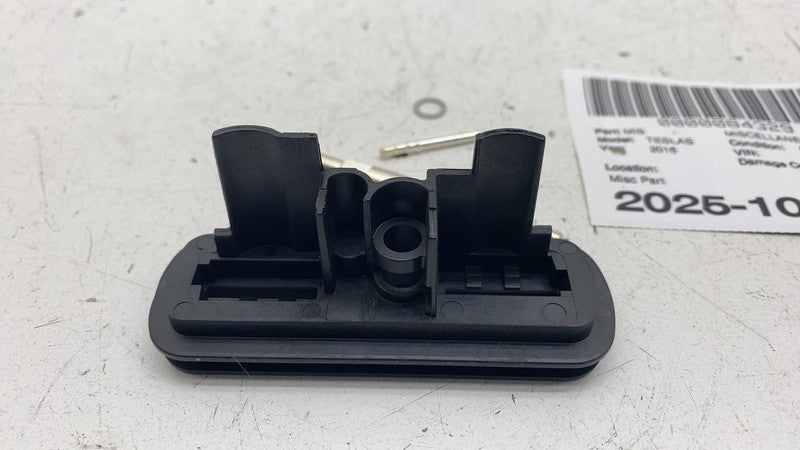 ⭕ 12-16 Model S High Voltage Battery to Rear Junction Box Connecotr 10