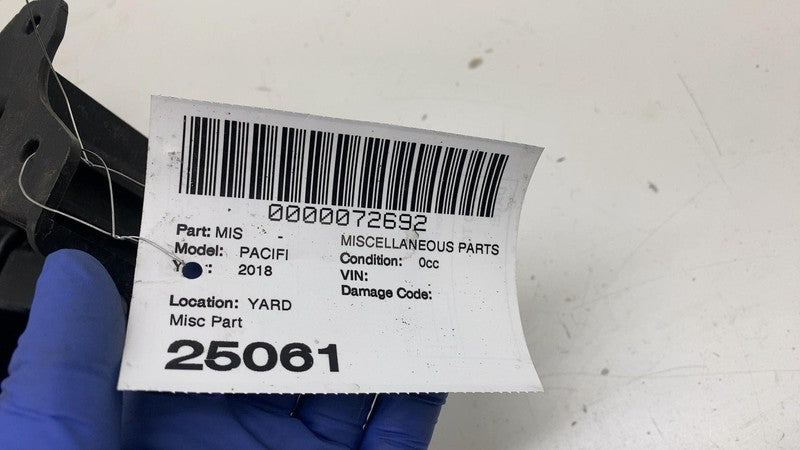 68271681AD ⭕ 2017-2025 Chrysler Pacifica Battery Tray Holder Box Bracket Support 68271681AD