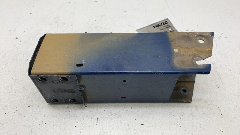 ⭕ 2017-2023 Tesla Model 3 Front Right Reinforcement Rail Extension Cru