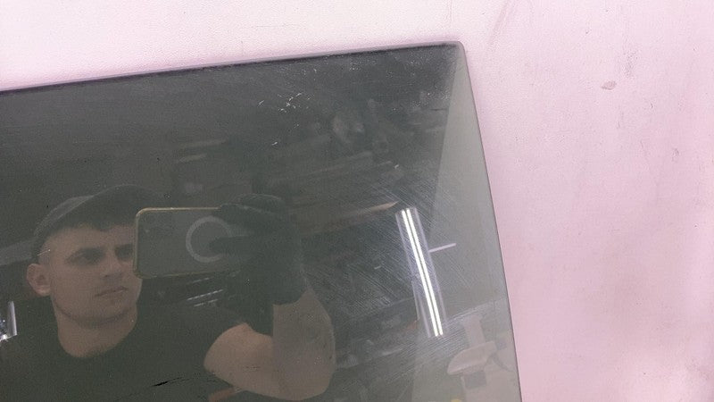 E9 43R-004596 ⭕ 2023 Volkswagen ID.4 Rear Driver Side Door Window Glass Left LH Assembly OEM