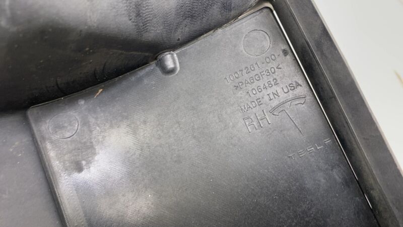100725800B ⭕12-15 Model S Radiator Shutter Air Duct Intake Grille 1007258-00-B/1007261-00-B