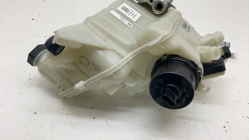 1097016-00-D ⭕ 2017-2020 Tesla Model 3 Reservoir Superbottle Tank Chiller Cooler 1097016-00-D