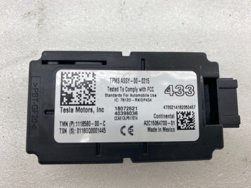 111858000C ⭕17-23 Model 3 Tire Pressure Monitoring Module Sensor TPMS Receiver 1118580-00-C