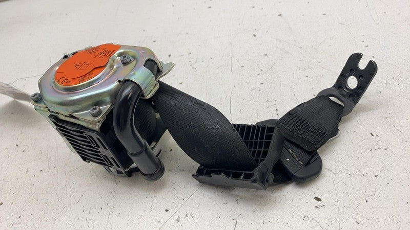 ⭕2019-2023 Audi E-Tron Quattro Left or Right Seatbelt Beat Belt & Retractor Assy