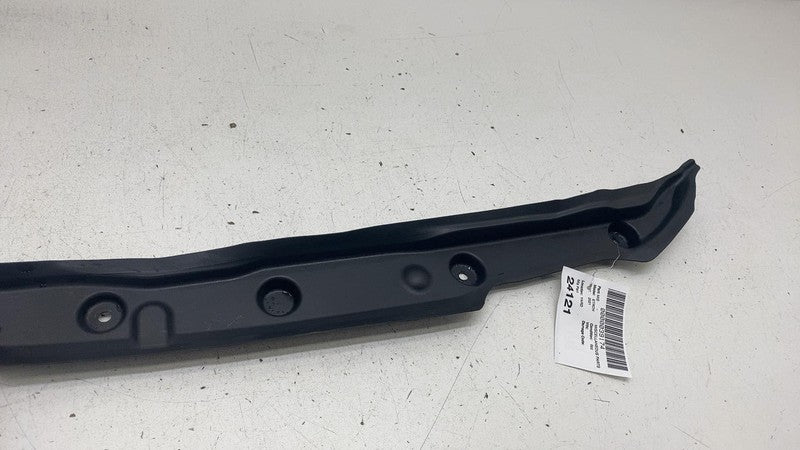 4KE821112 ⭕ 2019-2023 Audi e-Tron Front Left Inner Fender Filler End Plate Cover 4KE821112