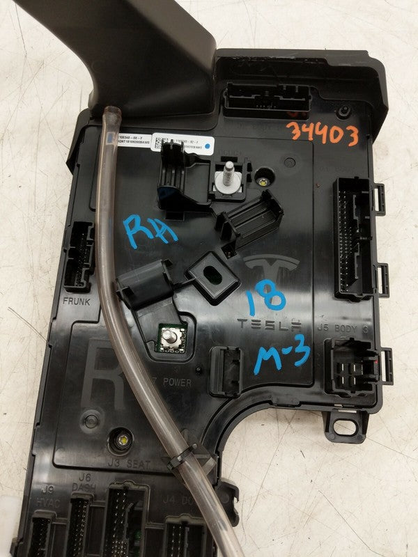 ⭕ 17-20 Tesla Model 3 Right Low Voltage Electronic Control Module 1100