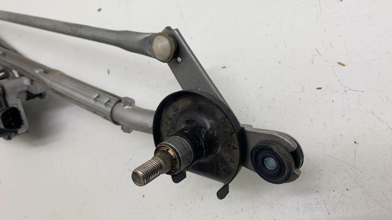 ⭕ 19-25 Chevy Silverado 1500 Windshield Washer Transmission Linkage w/