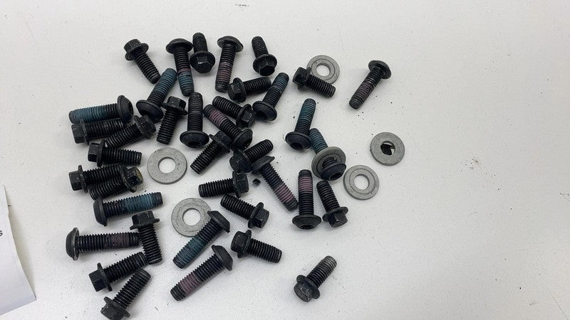 2016-2020 Tesla Model X SET of Bolt Screw