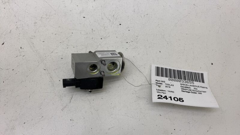 110187800A 17-23 Model 3 Air Conditioner AC HVAC Heater Core Valve Tube Sensor 1101878-00-A