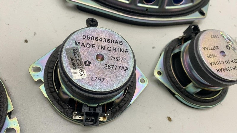⭕18 Chrysler Pacifica Front Rear Left & Right Door Speaker 05064358AB/