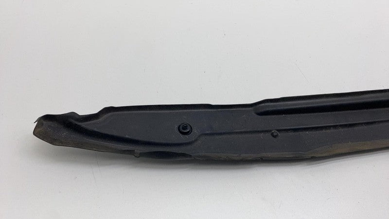 ⭕ 2019-2024 Porsche Cayenne Front Right Fender Filler Panel End Cover 