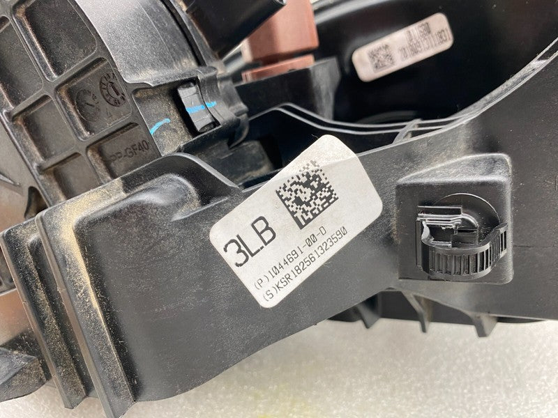 104469100D ⭕ 2017-2023 Model 3 Accelerator and Brake Foot Pedal w/ Switch Base 1044691-00-D