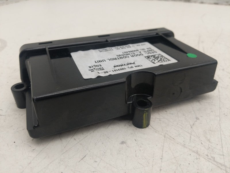 100310100E ⭕ 2012-2020 Tesla Model S Front Side Door Control Module Unit Right 1003101-00-E