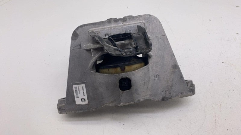 68224746AD ⭕ 17-24 Chrysler Pacifica Engine Right Frame Mount Support Bracket RH 68224746AD