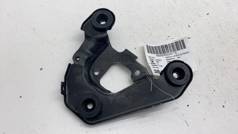 70583037 ⭕ 14-20 Maserati Ghibli Front Left/Right Air Intake Cleaner Box Bracket 70583037
