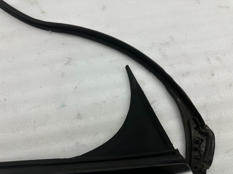109231198D ⭕ 16-20 Tesla Model X Left B-Pillar Applique Trim Molding w/ Camera 1092311-98-D