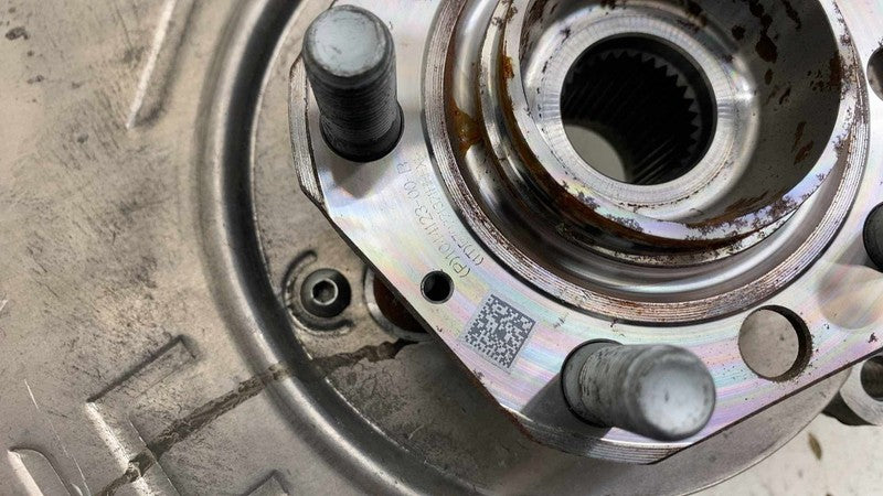 ⭕ 17-23 Model 3 Rear Right Spindle Knuckle w/ Hub (142mm Driven) RH 10