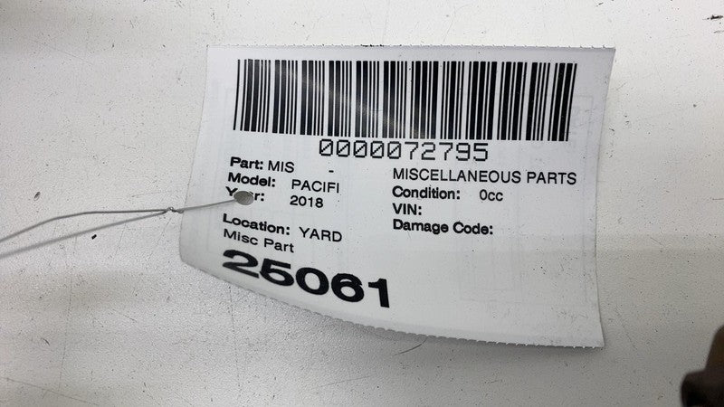 ⭕2017-2024 Chrysler Pacifica Front Exhaust System Muffler Pipe Line Assembly OEM