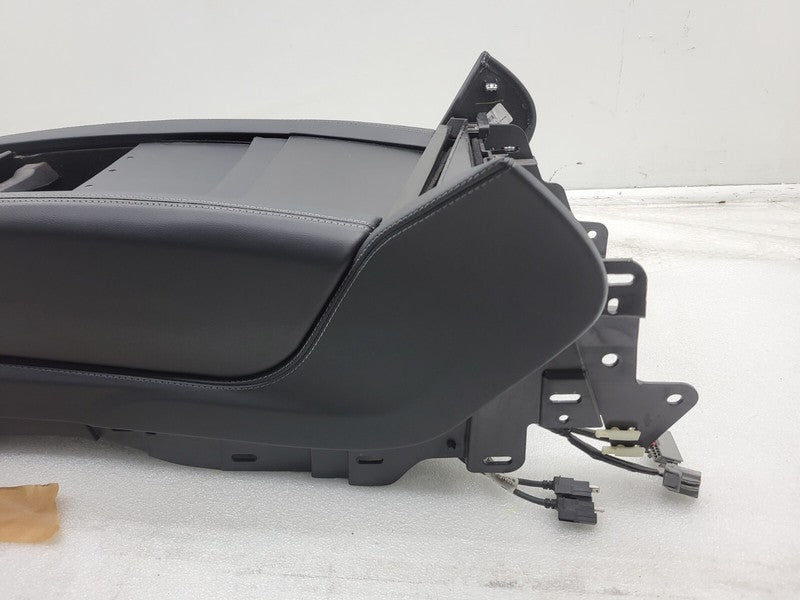 102673000B ⭕2016-2020 Tesla Model X MX Front Center Console w/ Armrest & Side Closeout Trim