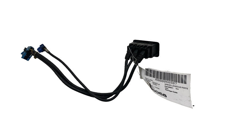 ⭕ 2022 Mercedes-Benz EQS 450+ V297 Multimedia Connection Type C-USB Port Socket