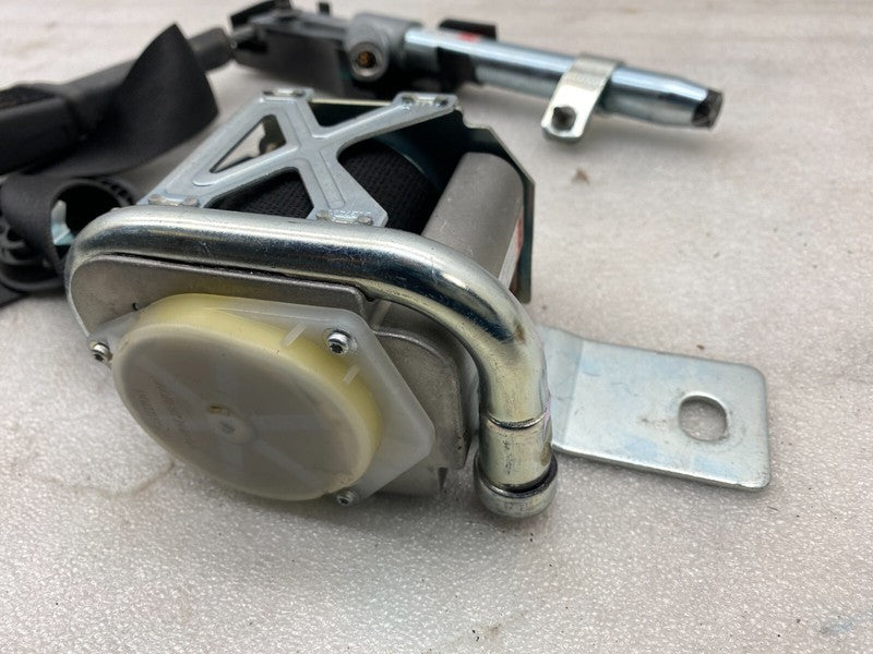 1019469 02 A ⭕2012-2020 Model S Front Passenger Side Seat Belt & Retractor Right 1019469-02-A