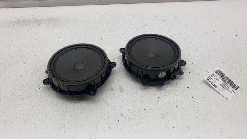 107974400C 17-23 Model 3 Y Front Left / Right Door Audio System Woofer Speaker 1079744-00-C