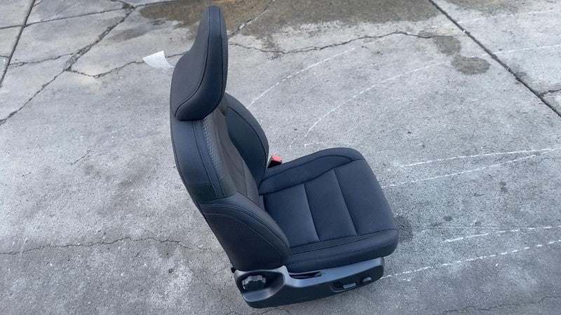 ⭕21-24 Polestar 2 Front Passenger Side 1st Row Seat Cushion w/ Track Frame Right