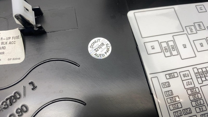 ⭕ 23-25 Chevrolet Silverado 1500 Front Passenger Right Dash Trim Cover