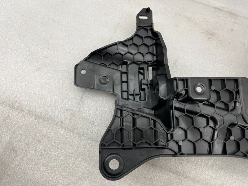 1080701 00 D ⭕ 16-20 Model X Rear Driver Side C-Pillar Lower Mount Bracket Left 1080701-00-D