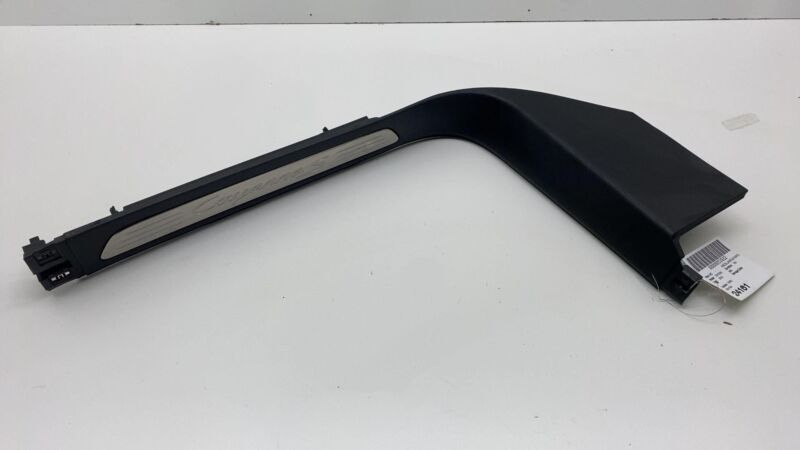 2011-2018 Porsche Cayenne Front Passenger Right Sill Scuff Step Plate Cover RH