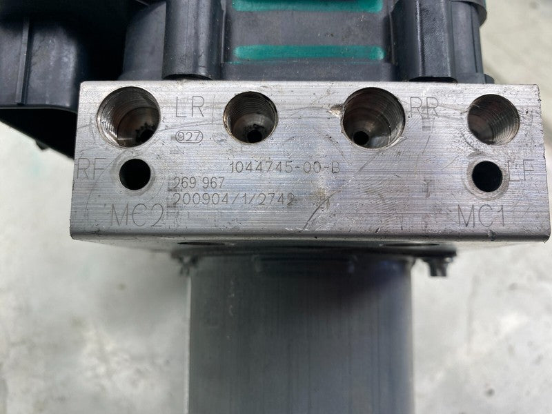 1044745 00 B ⭕17-23 Tesla Model 3 Y Anti-Lock Brake System ABS Pump Module Unit 1044745-00-B