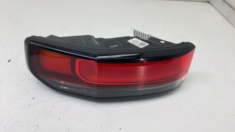 PT00000471 M 2022-2024 Rivian R1S R1T Rear Driver Side Tail Light Assembly Left PT00000471-M