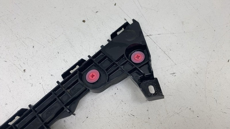 52576 47070 ⭕ 23-25 Toyota Prius Rear Driver Side Bumper Guide Retainer Left LH 52576-47070